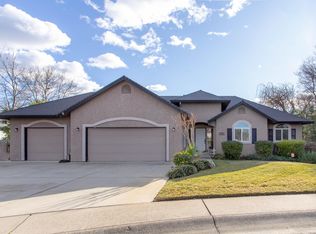 2350 Dartmouth Dr, Redding, CA 96001