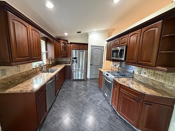 3rd image of 22699 Royal Crown Ter E