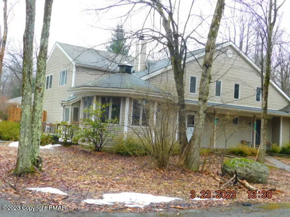 2297 Jester Ct, Tobyhanna, PA 18466