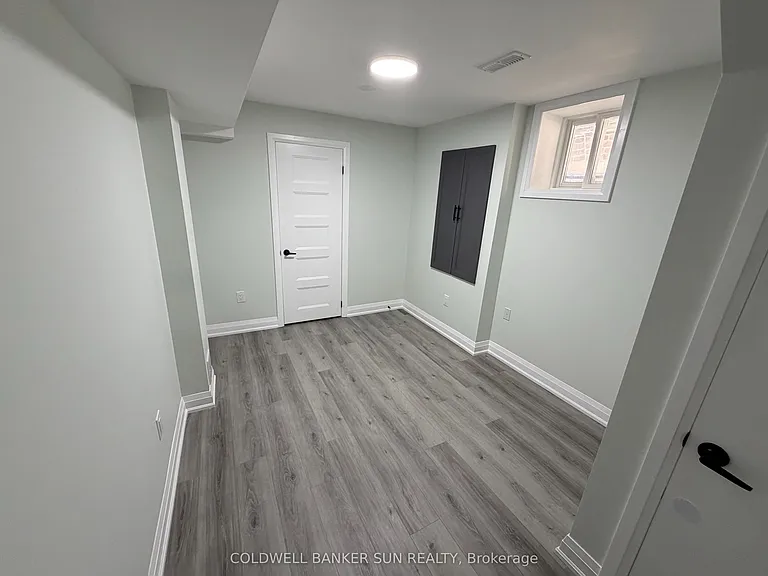 13 Divers Rd #BASEMENT — Photo 11