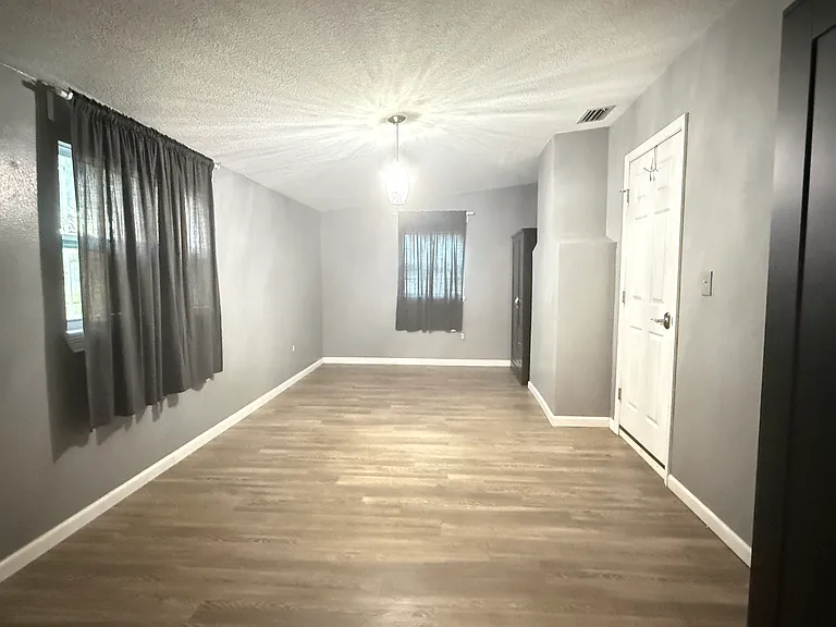 644 Indiana St — Photo 5