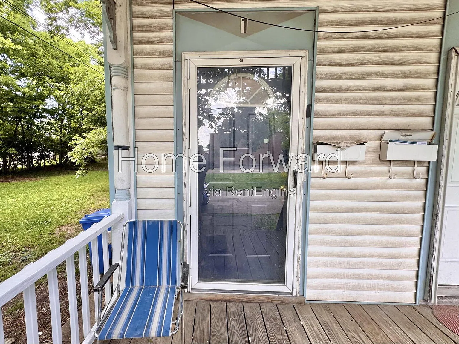 1 bed, 1.0 bath, 800 sqft, $1,100 — Photo 2