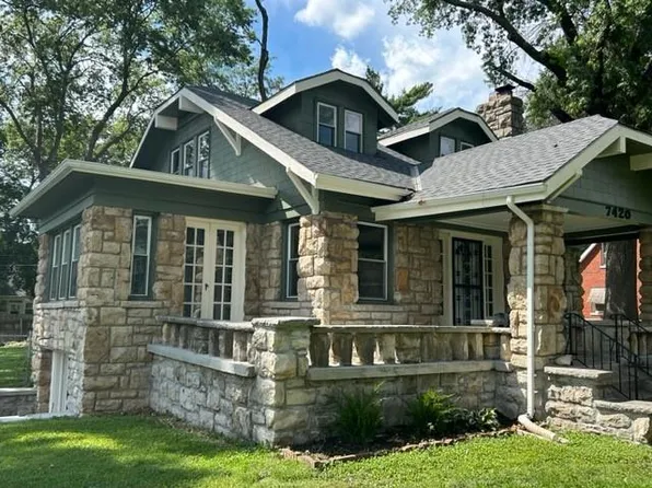 7420 Wayne Ave, Kansas City, MO 64131