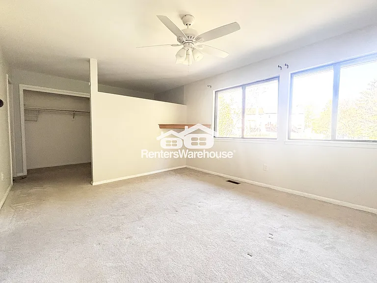 20469 Waters Point Ln — Photo 15