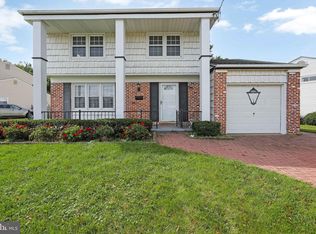 105 Great Oak Rd, Voorhees, NJ 08043