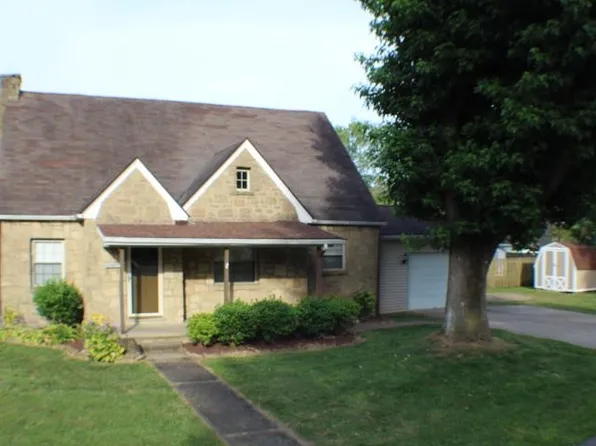1265 Pike St, Milton, WV 25541