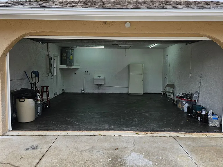 8533 Viva Via Dr — Photo 19