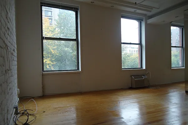 Rented by Corcoran | media 23