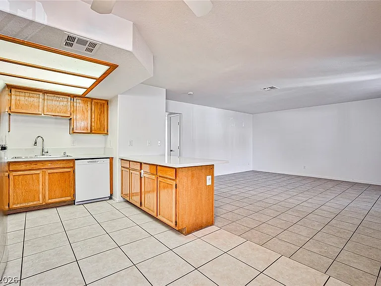 8410 Eldora Ave #1020 — Photo 4