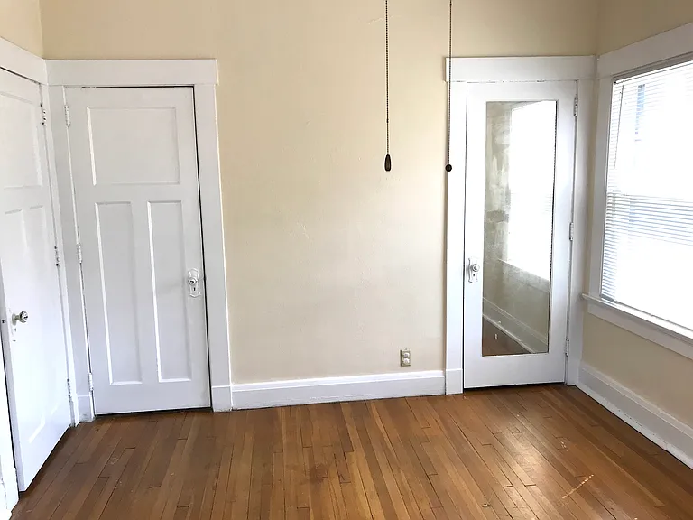 4215 Grand Ave #202 — Photo 9