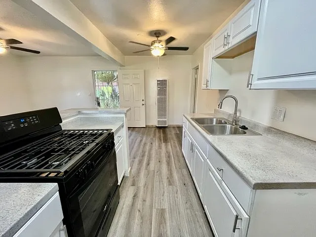 1810 W Sallie Ln #M10 — Photo 16