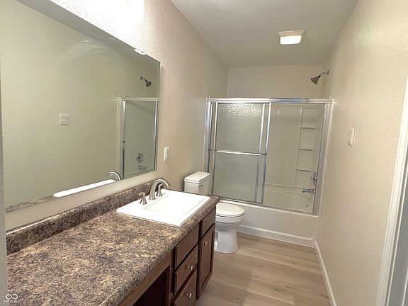 5th image of 8402 Ligonier Dr