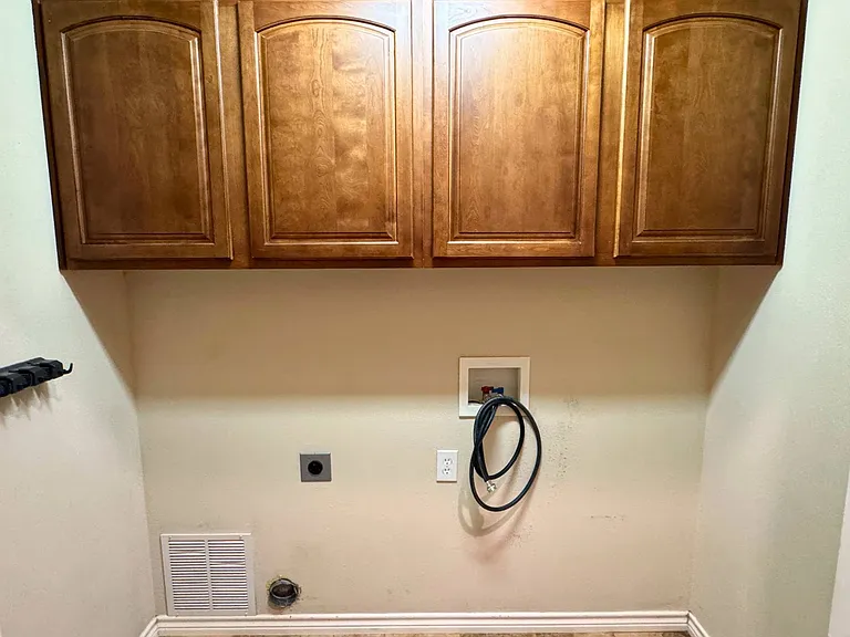 3 Johnny Ct — Photo 32