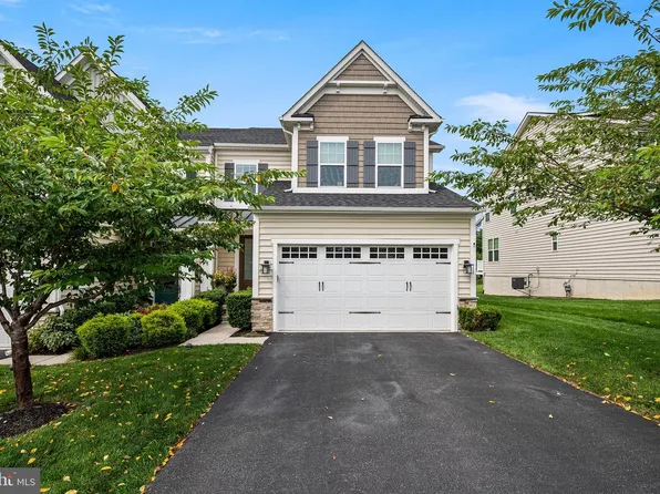 314 Piper Ln, Exton, PA 19341