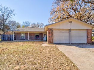 203 N Wisteria St, Mansfield, TX 76063