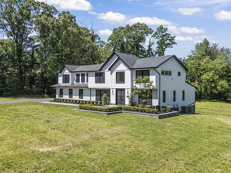 100 Hominy Hill Rd — Photo 74