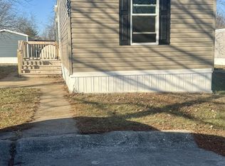 2021 Heather Dr, O'Fallon, MO 63366