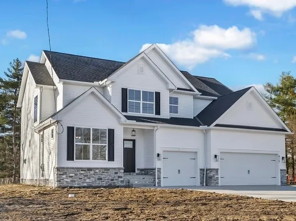 812 Ford Rd, Cleveland, OH 44143