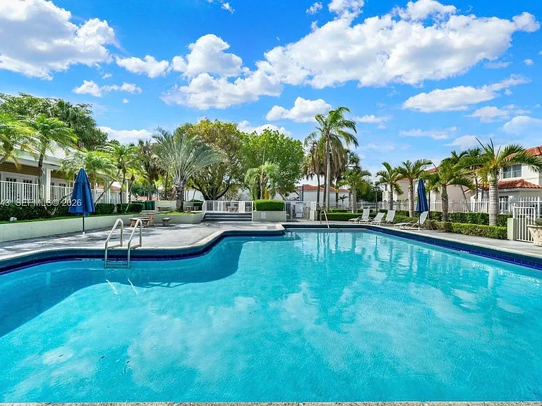 10421 Mahogany Key Cir #325 — Photo 16