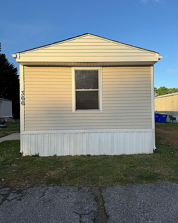 1st image of 366 Norway Dr