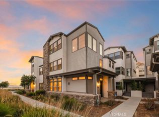 104 Spectacle, Irvine, CA 92618