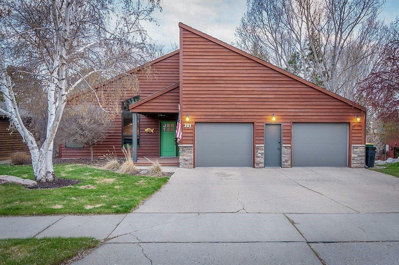 301 Juniper Dr, Bismarck, ND 58503 Zillow