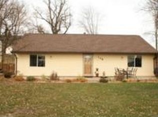 108 W Footville Hanover Rd, Janesville, WI 53548