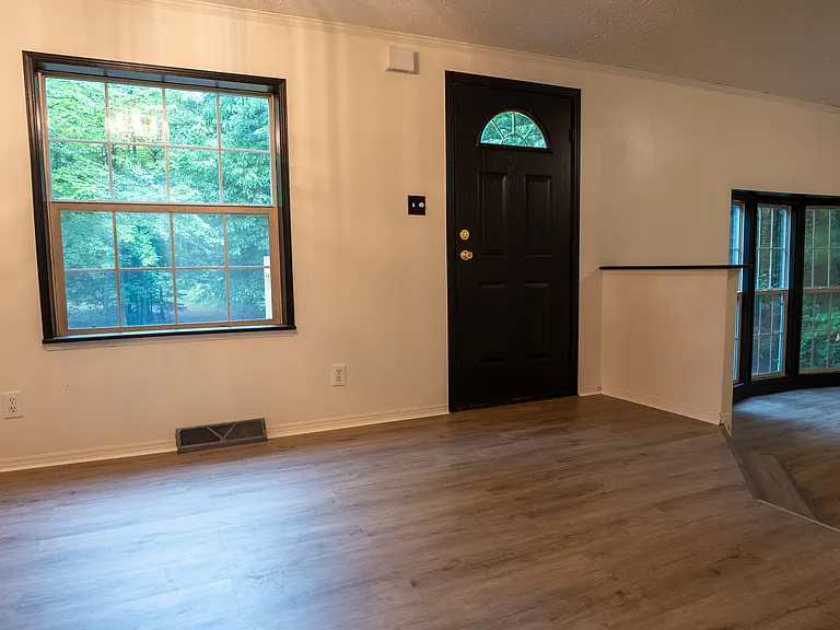 10964 N Mackinaw Hwy #2 — Photo 8