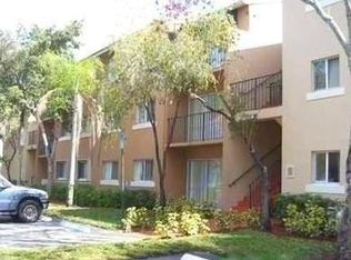 1089 N Benoist Farms Rd APT 202, West Palm Beach, FL 33411