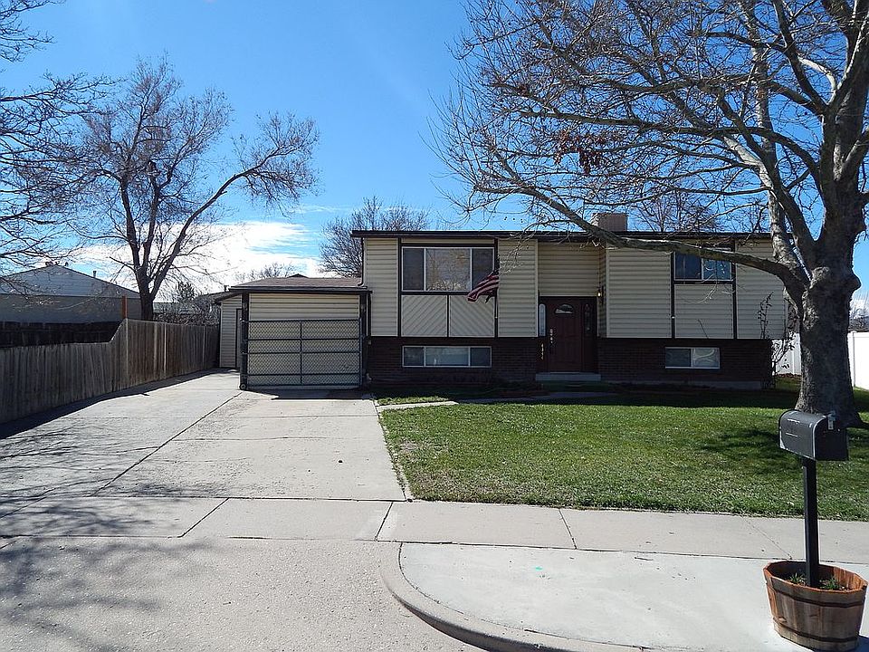 1st image of 4344 S Mooregate Cir
