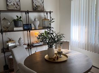 858 Apricot Ave, Campbell, CA 95008
