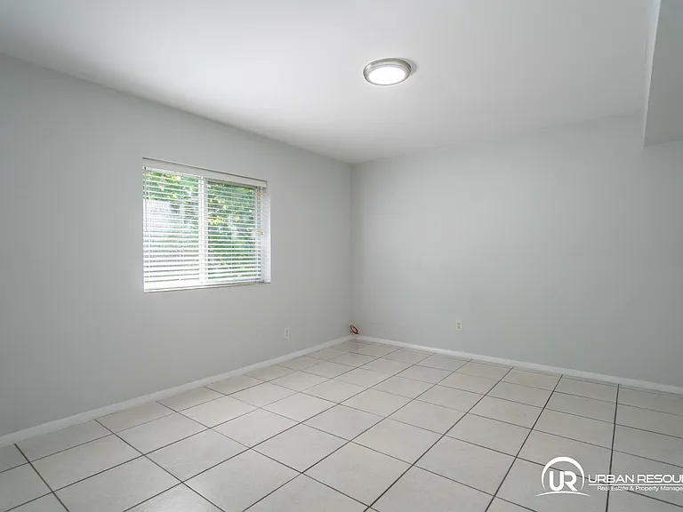 666 NE 80th St #8 — Photo 10