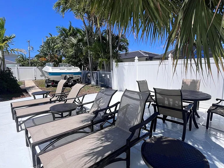 1061 Bimini Ln — Photo 53