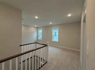2401 American Pl, Princeton Junction, NJ 08550