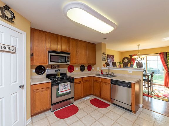 3rd image of 277 Wild Meadow Ln