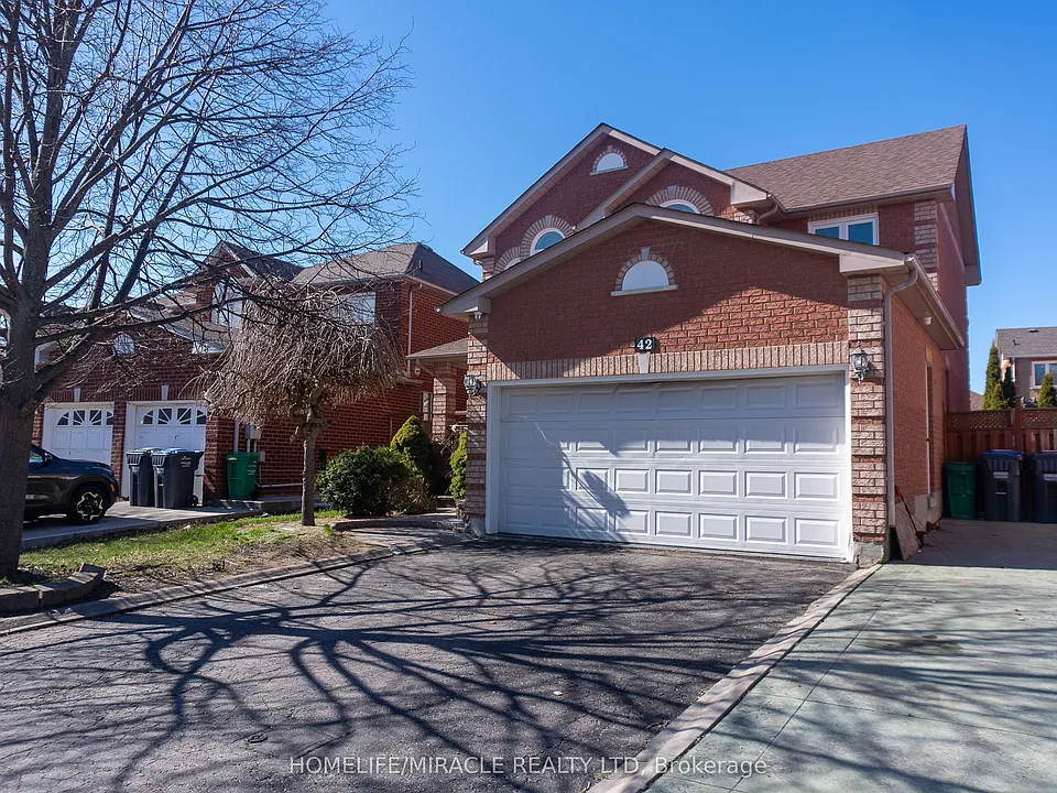 42 Lockwood Rd #UPPER