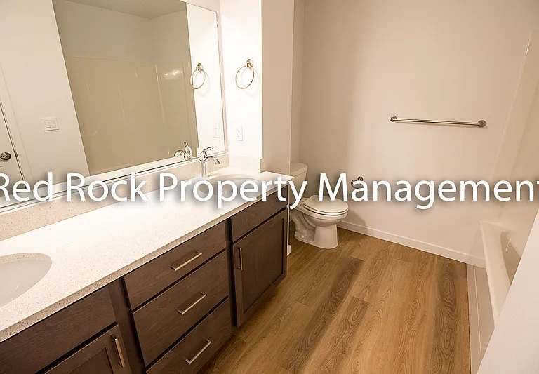 1412 N Michigan Ln #1 — Photo 16