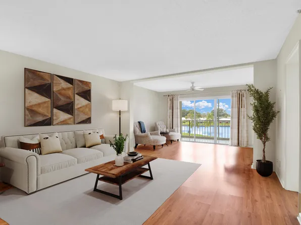 300 John F Kennedy Drive #308, Atlantis, FL 33462