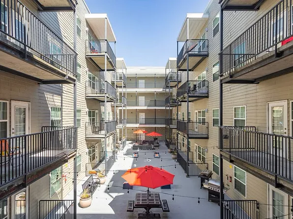 Maywood Apartments