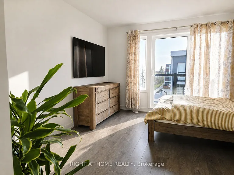 74 Stanley Greene Blvd — Photo 4