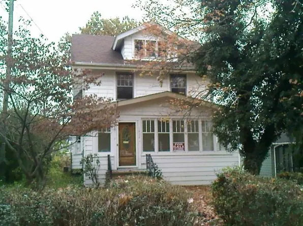 1432 9th St NW, Canton, OH 44703