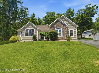 99 Hilltop Rd, Dalton, PA 18414