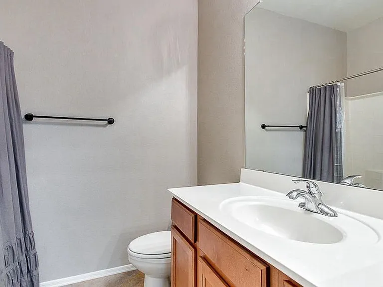 1886 E Don Carlos Ave #167 — Photo 8