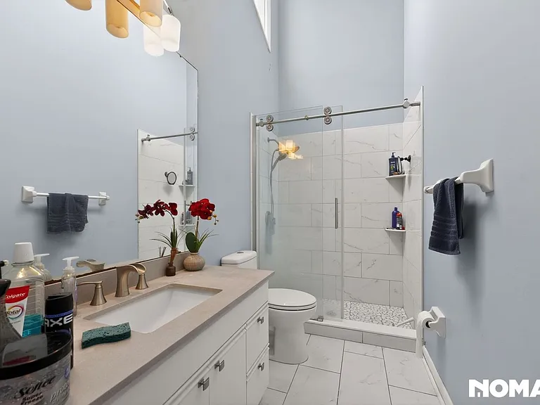 5314 Oak Bay Dr E — Photo 22
