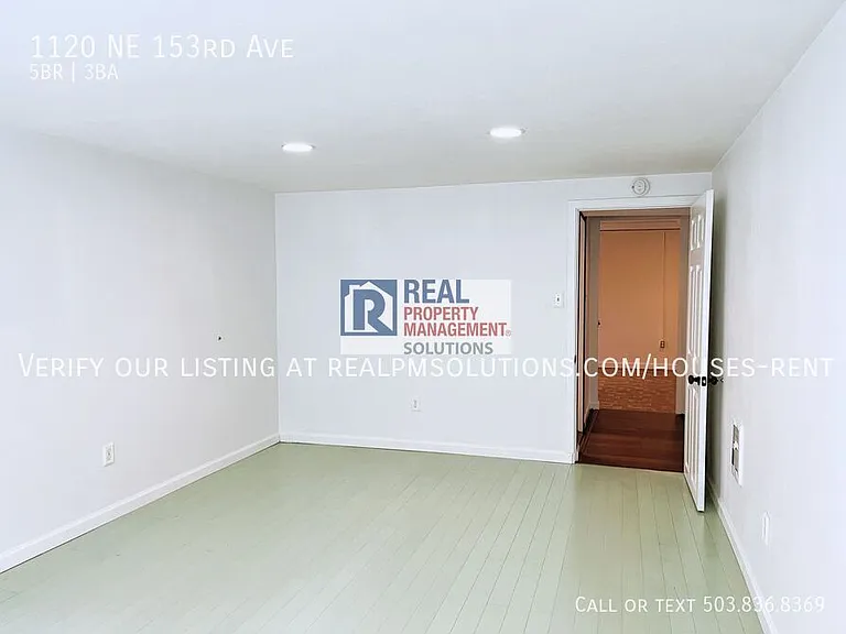 1120 NE 153rd Ave — Photo 58