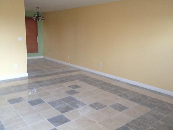 3rd image of 3916 Lilac Ave