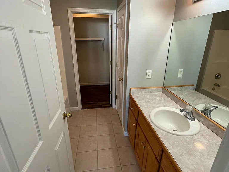 403 S Pike Ave — Photo 12