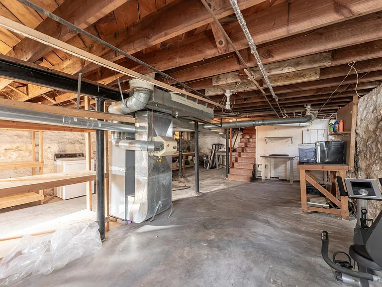 6420 Oak St — Photo 21