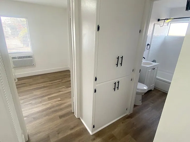 6136 Fulton Ave #9 — Photo 18