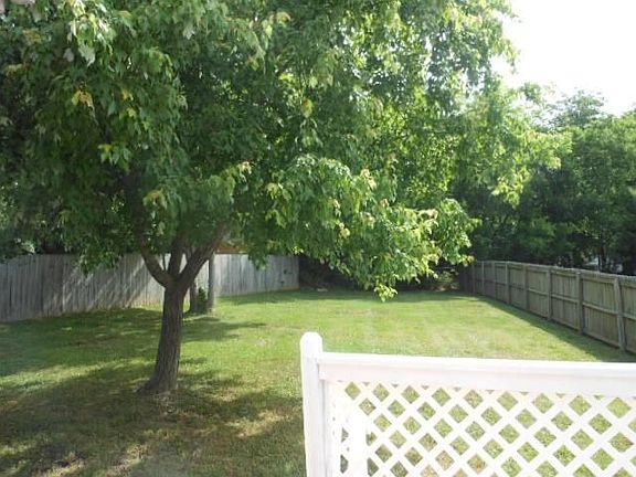 5th image of 2716 Park Dale Dr
